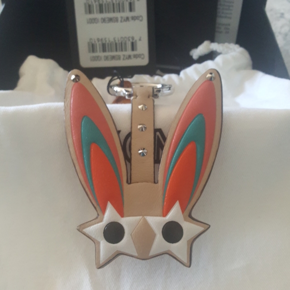 🎉SOLD🎉🎉HPx3🎉 MCM Star Eyed Bunny Keychain - Picture 4 of 5